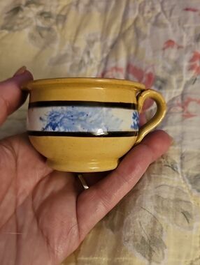 Yellow-Ware Pottery Salesman Sample Of A Chamberpot Mid 19th C. Brown Banding